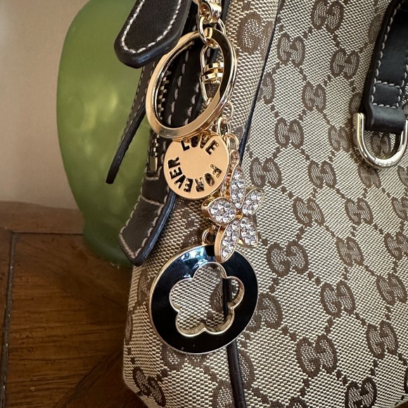 Black and Gold Rhinestone Bag Charm - Picture 3 of 4